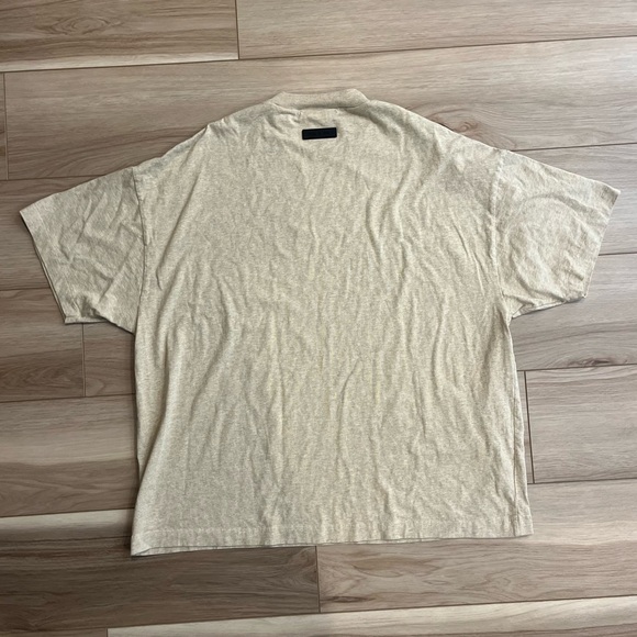 Essentials Fear of God T-Shirt - Picture 3 of 4